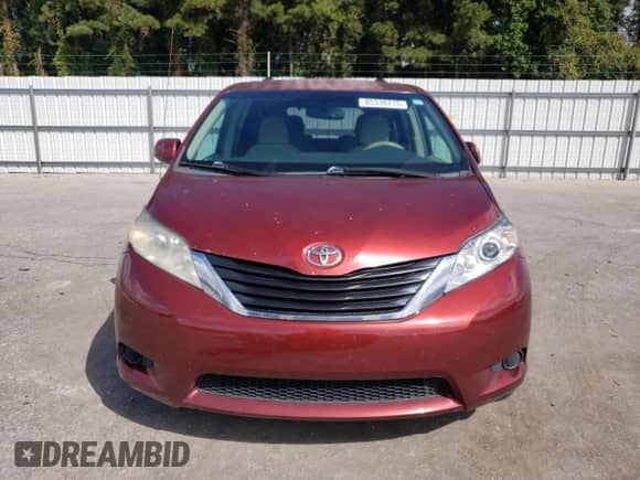 2011 Toyota Sienna LE с VIN 5TDKK3DC8BS118287, выставлен на аукционе Copart как лот 85338715 с пробегом 201 015 миль миль и Чистый • Clean title. История ставок и продаж доступна на DreamBid. Изображение 5.