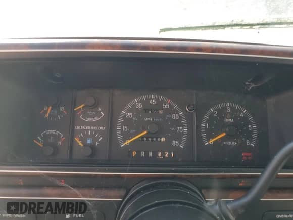 1990 Ford F-150 z VIN 1FTEF15N1LKB17139, wystawiony jako Copart lot #71880524 z przebiegiem 58 588 mil mil oraz Czysty tytuł • Clean title. Historia ofert i sprzedaży dostępna na DreamBid. Obrazek 9.