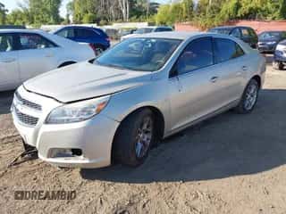 2013 Chevrolet Malibu LT с VIN 1G11C5SA4DF153796, выставлен на аукционе IAAI как лот 43444588 с пробегом 145 458 миль миль и . История ставок и продаж доступна на DreamBid. Изображение 2.