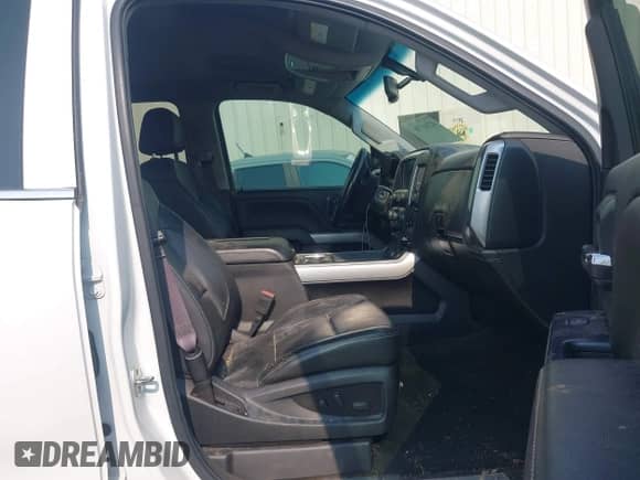 2017 Chevrolet Silverado 1500 LTZ z VIN 3GCUKSEC7HG489756, wystawiony jako IAAI lot #42365780 z przebiegiem 94 422 mil mil oraz . Historia ofert i sprzedaży dostępna na DreamBid. Obrazek 5.