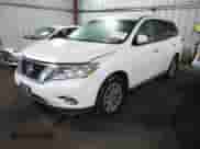 2014 Nissan Pathfinder SL with VIN 5N1AR2MM9EC600035, listed as a IAAI auction lot 42353692 with 134,323 mi miles and . Bid and sale history available at DreamBid. Image 2.