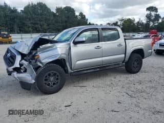2016 Toyota Tacoma SR5 with VIN 5TFAX5GN8GX068806, listed as a Copart auction lot 84302345 with 109,891 mi miles and Salvage title. Bid and sale history available at DreamBid. Image 1.
