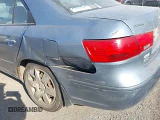 2010 Hyundai Sonata GLS z VIN 5NPET4AC2AH643855, wystawiony jako IAAI lot #43333652 z przebiegiem 180 715 mil mil oraz . Historia ofert i sprzedaży dostępna na DreamBid. Obrazek 6.