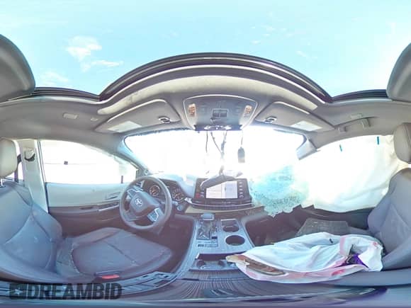 2024 Toyota Sienna Platinum с VIN 5TDERKEC2RS190050, выставлен на аукционе Copart как лот 42195075 с пробегом 42 747 миль миль и Списание • Salvage title. История ставок и продаж доступна на DreamBid. Изображение 13.