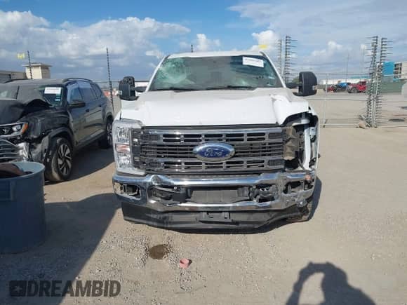 2025 Ford F-250 XL с VIN 1FT7W2BT9SEC52691, выставлен на аукционе IAAI как лот 43405383 с пробегом 28 811 миль миль и . История ставок и продаж доступна на DreamBid. Изображение 12.