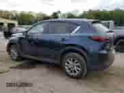 2022 Mazda CX-5 S Preferred z VIN JM3KFBCM1N0630223, wystawiony jako Copart lot #81140105 z przebiegiem 34 217 mil mil oraz Szkoda całkowita • Salvage title. Historia ofert i sprzedaży dostępna na DreamBid. Obrazek 2.
