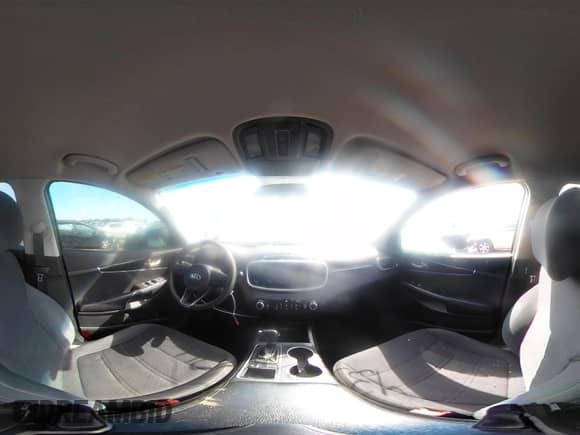 2017 Kia Sorento LX с VIN 5XYPG4A3XHG287038, выставлен на аукционе IAAI как лот 43328484 с пробегом 111 599 миль миль и . История ставок и продаж доступна на DreamBid. Изображение 18.