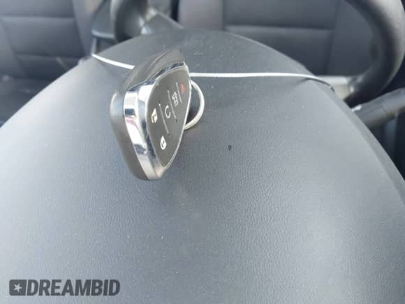 2019 Chevrolet Malibu LT с VIN 1G1ZD5STXKF122499, выставлен на аукционе IAAI как лот 43259307 с пробегом 70 460 миль миль и . История ставок и продаж доступна на DreamBid. Изображение 11.