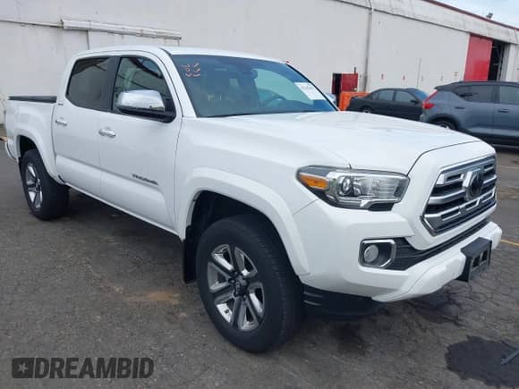 2018 Toyota Tacoma Limited с VIN 3TMGZ5AN8JM160542, выставлен на аукционе IAAI как лот 43342637 с пробегом 53 967 миль миль и . История ставок и продаж доступна на DreamBid. Изображение 1.