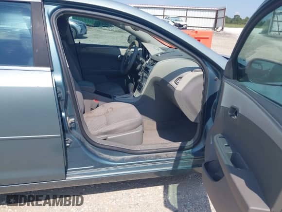 2009 Chevrolet Malibu 1FL with VIN 1G1ZG57B39F255879, listed as a IAAI auction lot 43245420 with 108,852 mi miles and . Bid and sale history available at DreamBid. Image 5.