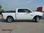 2015 Ram 1500 Big Horn z VIN 1C6RR6LG8FS634671, wystawiony jako IAAI lot #42253890 z przebiegiem 165 575 mil mil oraz . Historia ofert i sprzedaży dostępna na DreamBid. Obrazek 14.