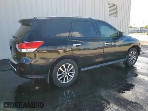 2014 Nissan Pathfinder Platinum with VIN 5N1AR2MM1EC646457, listed as a Copart auction lot 82156835 with 119,304 mi miles and Clean title. Bid and sale history available at DreamBid. Image 3.