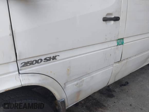 2006 Dodge Sprinter with VIN WD0PD644365969040, listed as a IAAI auction lot 42641818 with 197,183 mi miles and . Bid and sale history available at DreamBid. Image 6.