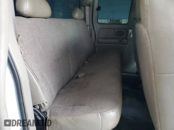 2001 Chevrolet Silverado 3500 с VIN 1GCJK39U71F124691, выставлен на аукционе Copart как лот 73235094 с пробегом Не указан миль и Списание • Salvage title. История ставок и продаж доступна на DreamBid. Изображение 10.