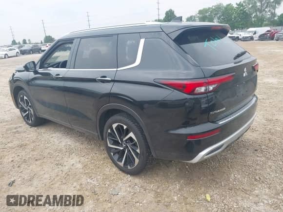 2024 Mitsubishi Outlander SEL with VIN JA4J4WA80RZ089183, listed as a IAAI auction lot 42440664 with 3,723 mi miles and . Bid and sale history available at DreamBid. Image 3.