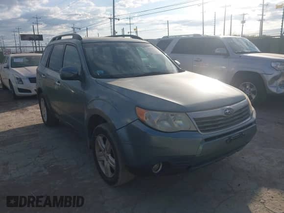 2010 Subaru Forester X Limited z VIN JF2SH6DC8AH734527, wystawiony jako IAAI lot #43310603 z przebiegiem 225 507 mil mil oraz . Historia ofert i sprzedaży dostępna na DreamBid. Obrazek 1.