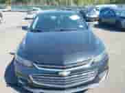 2018 Chevrolet Malibu LT z VIN 1G1ZD5ST3JF152636, wystawiony jako IAAI lot #43212615 z przebiegiem 135 976 mil mil oraz . Historia ofert i sprzedaży dostępna na DreamBid. Obrazek 12.