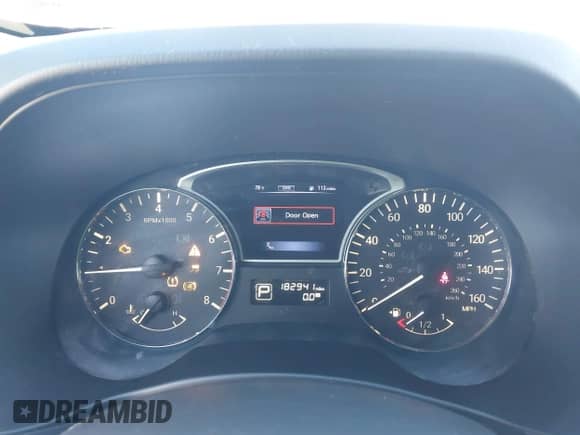 2015 Nissan Pathfinder Platinum with VIN 5N1AR2MMXFC613832, listed as a IAAI auction lot 42628734 with 182,941 mi miles and . Bid and sale history available at DreamBid. Image 7.