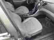 2012 Hyundai Sonata SE z VIN 5NPEC4AC1CH456058, wystawiony jako IAAI lot #43540605 z przebiegiem 134 728 mil mil oraz . Historia ofert i sprzedaży dostępna na DreamBid. Obrazek 5.