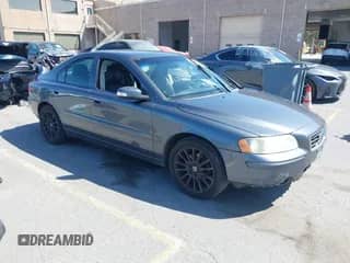 2009 Volvo S60 2.5T с VIN YV1RS592792725321, выставлен на аукционе IAAI как лот 42598987 с пробегом 127 678 миль миль и . История ставок и продаж доступна на DreamBid. Изображение 1.