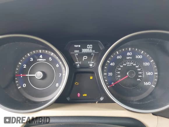 2013 Hyundai Elantra GLS z VIN 5NPDH4AE9DH179160, wystawiony jako IAAI lot #43184155 z przebiegiem 38 866 mil mil oraz . Historia ofert i sprzedaży dostępna na DreamBid. Obrazek 7.