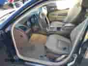 2012 Chrysler 300 C Luxury Series z VIN 2C3CCAPT4CH289639, wystawiony jako IAAI lot #40634352 z przebiegiem 118 958 mil mil oraz . Historia ofert i sprzedaży dostępna na DreamBid. Obrazek 5.