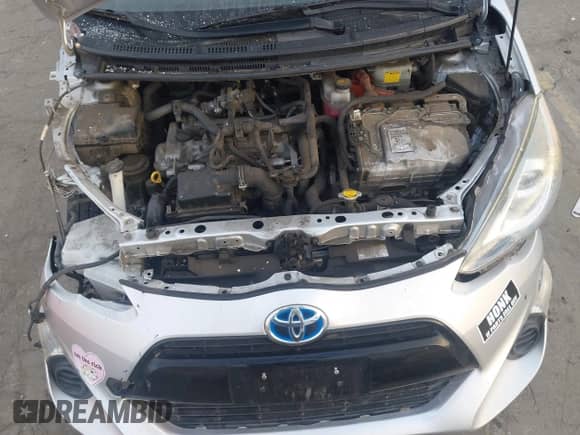 2015 Toyota Prius One z VIN JTDKDTB33F1575685, wystawiony jako IAAI lot #43508333 z przebiegiem 121 064 mil mil oraz . Historia ofert i sprzedaży dostępna na DreamBid. Obrazek 10.