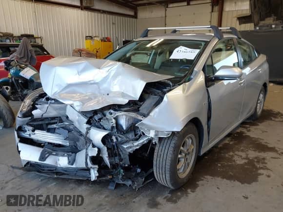 2019 Toyota Prius LE с VIN JTDL9RFU4K3002210, выставлен на аукционе IAAI как лот 42386589 с пробегом 126 389 миль миль и . История ставок и продаж доступна на DreamBid. Изображение 2.