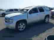 2011 Chevrolet Tahoe LT z VIN 1GNSKBE05BR275098, wystawiony jako IAAI lot #42483255 z przebiegiem 232 317 mil mil oraz . Historia ofert i sprzedaży dostępna na DreamBid. Obrazek 2.