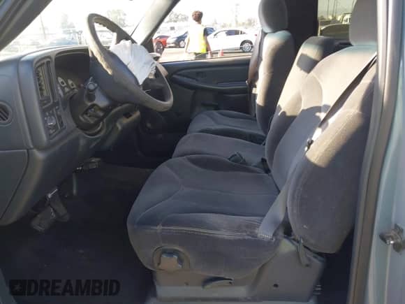 1999 GMC Sierra 1500 SLE with VIN 1GTEC14VXXZ504389, listed as a IAAI auction lot 43139898 with 190,389 mi miles and . Bid and sale history available at DreamBid. Image 8.