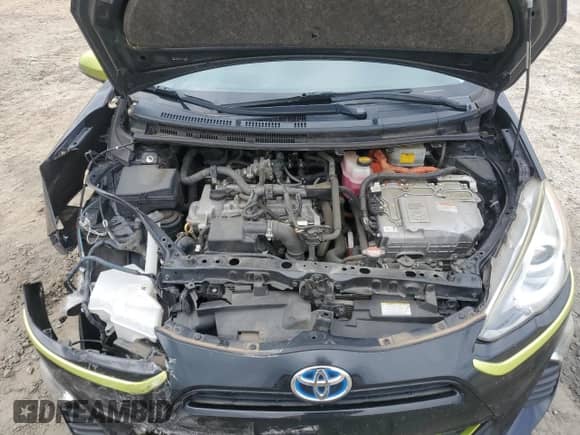 2016 Toyota Prius One z VIN JTDKDTB36G1122338, wystawiony jako Copart lot #70486945 z przebiegiem 116 165 mil mil oraz Szkoda całkowita • Salvage title. Historia ofert i sprzedaży dostępna na DreamBid. Obrazek 12.