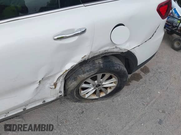 2019 Kia Sorento LX with VIN 5XYPG4A58KG489739, listed as a IAAI auction lot 43032687 with 134,433 mi miles and . Bid and sale history available at DreamBid. Image 18.