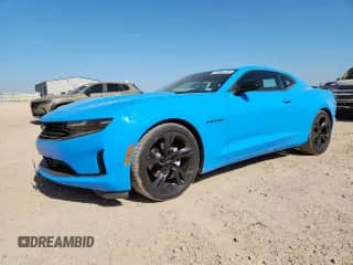 2023 Chevrolet Camaro 1LT z VIN 1G1FB1RS7P0130357, wystawiony jako Copart lot #61386515 z przebiegiem 29 079 mil mil oraz Czysty tytuł • Clean title. Historia ofert i sprzedaży dostępna na DreamBid. Obrazek 1.