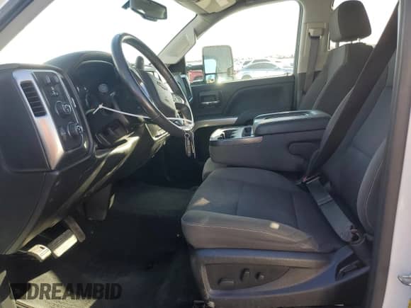 2017 Chevrolet Silverado 1500 LT with VIN 1GCUKREC8HF206839, listed as a Copart auction lot 48142105 with 84,987 mi miles and Salvage title. Bid and sale history available at DreamBid. Image 7.