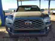 2020 Toyota Tacoma SR5 с VIN 3TMCZ5AN7LM367148, выставлен на аукционе Copart как лот 87045625 с пробегом 26 306 миль миль и Списание • Salvage title. История ставок и продаж доступна на DreamBid. Изображение 5.