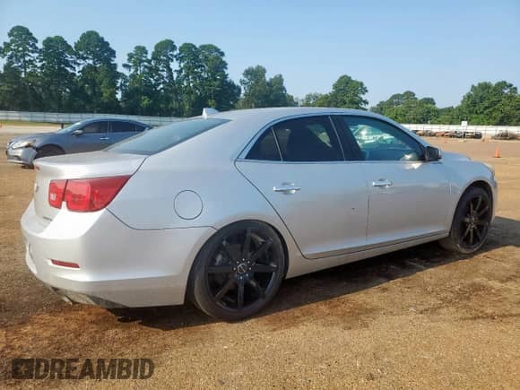 2014 Chevrolet Malibu LTZ with VIN 1G11H5SL9EF231686, listed as a Copart auction lot 67979875 with 189,334 mi miles and Salvage title. Bid and sale history available at DreamBid. Image 3.