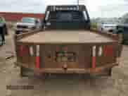 2007 Chevrolet Silverado 3500 SRW Wrk Trk z VIN 1GCHK33DX7F142599, wystawiony jako Copart lot #70316554 z przebiegiem 337 161 mil mil oraz Czysty tytuł • Clean title. Historia ofert i sprzedaży dostępna na DreamBid. Obrazek 6.