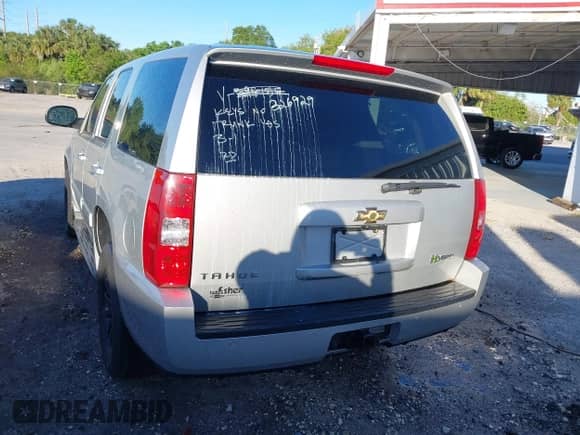 2011 Chevrolet Tahoe с VIN 1GNSKDFJ0BR326929, выставлен на аукционе IAAI как лот 41714829 с пробегом 79 969 миль миль и . История ставок и продаж доступна на DreamBid. Изображение 16.