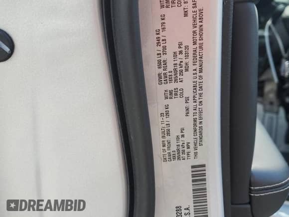 2024 Jeep Grand Cherokee Laredo X z VIN 1C4RJJAG5R8953288, wystawiony jako Copart lot #66959564 z przebiegiem 6 568 mil mil oraz Szkoda całkowita • Salvage title. Historia ofert i sprzedaży dostępna na DreamBid. Obrazek 13.