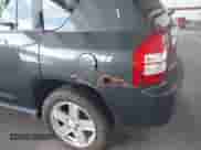 2010 Jeep Compass Latitude с VIN 1J4NF1FB7AD646529, выставлен на аукционе IAAI как лот 42769907 с пробегом 149 759 миль миль и . История ставок и продаж доступна на DreamBid. Изображение 6.