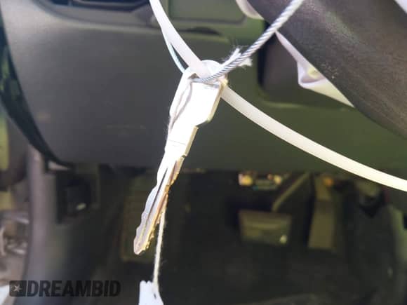 2000 Chevrolet Cavalier z VIN 1G1JC124XY7299283, wystawiony jako IAAI lot #43319098 z przebiegiem 84 842 mil mil oraz . Historia ofert i sprzedaży dostępna na DreamBid. Obrazek 11.