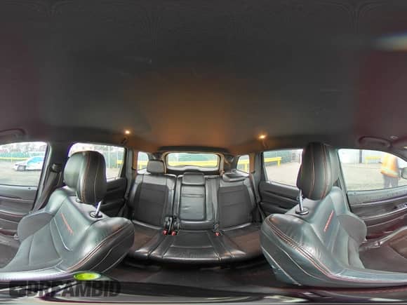 2017 Jeep Grand Cherokee Trailhawk z VIN 1C4RJFLT5HC939751, wystawiony jako Copart lot #58444955 z przebiegiem 109 023 mil mil oraz Szkoda całkowita • Salvage title. Historia ofert i sprzedaży dostępna na DreamBid. Obrazek 14.