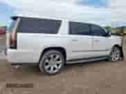 2018 Cadillac Escalade ESV Luxury с VIN 1GYS3HKJ8JR403705, выставлен на аукционе Copart как лот 60116705 с пробегом 117 383 миль миль и Списание • Salvage title. История ставок и продаж доступна на DreamBid. Изображение 3.