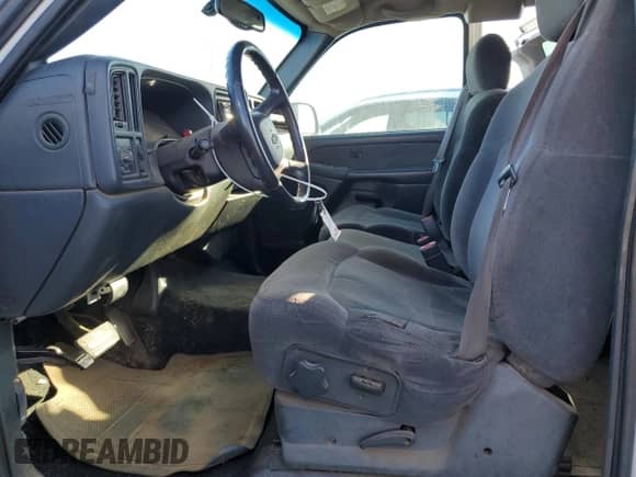 2002 Chevrolet Silverado 1500 LS с VIN 2GCEC19V321284071, выставлен на аукционе Copart как лот 85384535 с пробегом 325 090 миль миль и Чистый • Clean title. История ставок и продаж доступна на DreamBid. Изображение 7.