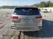 2016 Kia Sorento SXL z VIN 5XYPKDA50GG008209, wystawiony jako Copart lot #72021105 z przebiegiem 117 104 mil mil oraz Szkoda całkowita • Salvage title. Historia ofert i sprzedaży dostępna na DreamBid. Obrazek 6.