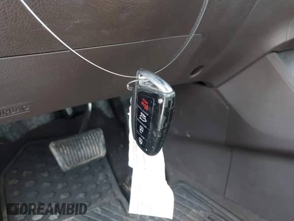 2018 Hyundai Santa Fe 2.4L with VIN 5XYZUDLB6JG513426, listed as a IAAI auction lot 43197740 with 79,487 mi miles and . Bid and sale history available at DreamBid. Image 11.
