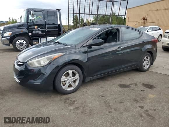 2015 Hyundai Elantra Limited с VIN KMHDH4AE9FU283667, выставлен на аукционе Copart как лот 85264175 с пробегом Не указан миль и Списание • Salvage title. История ставок и продаж доступна на DreamBid. Изображение 1.