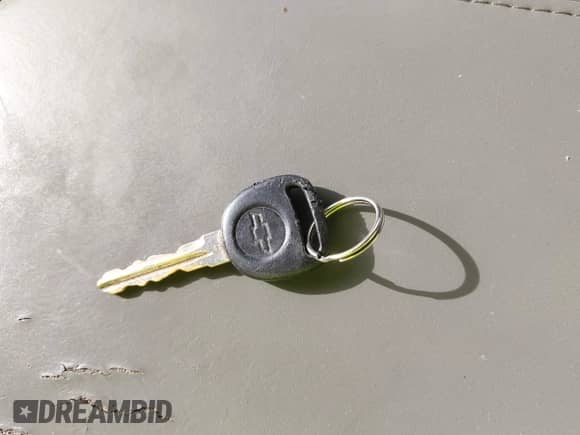 2012 Chevrolet Traverse LS with VIN 1GNKRFEDXCJ116292, listed as a IAAI auction lot 42719437 with 199,836 mi miles and . Bid and sale history available at DreamBid. Image 11.