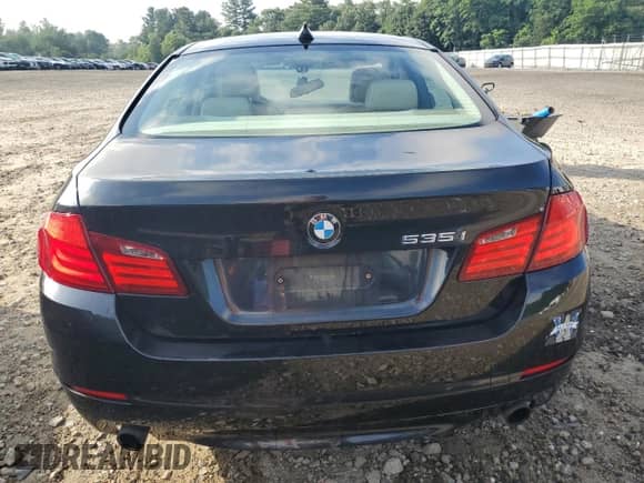 2011 BMW 5 Series 535i xDrive with VIN WBAFU7C50BC878668, listed as a Copart auction lot 65682165 with 188,640 mi miles and Clean title. Bid and sale history available at DreamBid. Image 6.