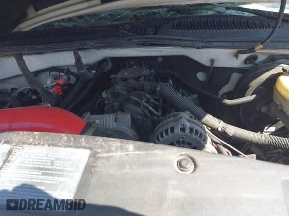 2005 GMC Sierra 1500 SLE with VIN 1GTEC14T35Z319371, listed as a IAAI auction lot 41646905 with Not provided miles and . Bid and sale history available at DreamBid. Image 10.